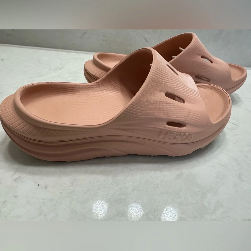 HOKA Recovery Slide, Size 8, Light Peach - Picture 6 of 9